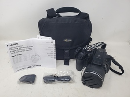 Fujifilm Finepix S9450W 16MP Digital Camera - Black w/ Bag & Charger