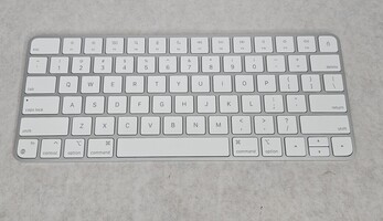 Apple A2450 Magic Bluetooth Wireless Keyboard 