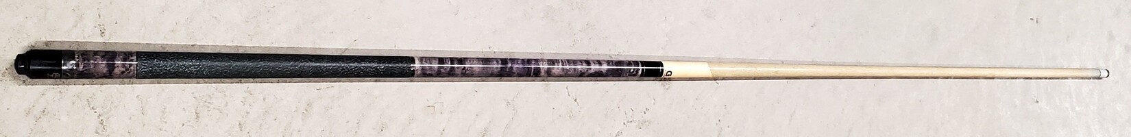 McDermott G210 Pool Cue w/ G-Core Shaft