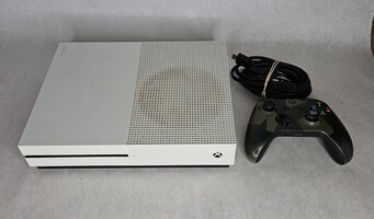 Microsoft Xbox One S Slim Model 1681 500GB Console with Controller 