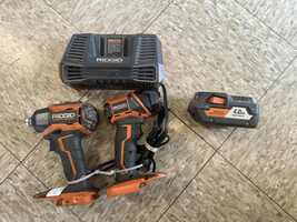 Ridgid R86035 18V 1/4" Impact Driver & R8693 18V Flashlight & Battery/Charger