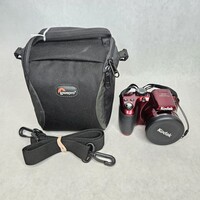 Kodak Pixpro AZ401 HD 40x IS Wide Angle Digital Camera with Soft Case