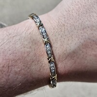 10KT White & Yellow Gold X Link Diamond Tennis Bracelet 7 Inches Long 4mm Wide 