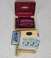 Vintage Gillette Aristocrat Plated Safety Razor with Case Blades Accessories
