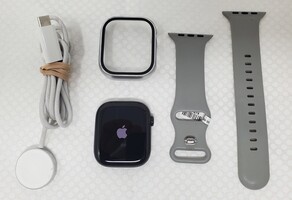 Apple Watch Series 10 - 46mm - GPS - w/ Charger (MWWQ3LW/A)