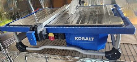 Kobalt 5 -Amp 7-in -Blade Wet Tabletop Tile Saw - KWSB7-20
