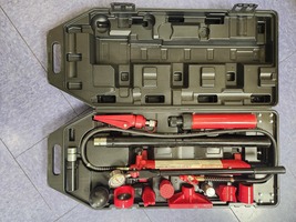 PITTSBURGH 10 Ton Portable Hydraulic Equipment Kit