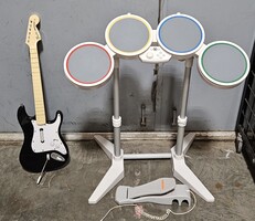 Nintendo Wii Rock Band Rockband Drum Set with Pedal & Guitar NO DONGLE