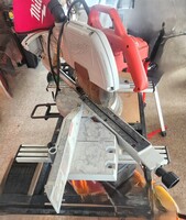 Milwaukee 6496 - 10" Magnum Compound Miter Saw w/ Delta Universal Mobile Stand