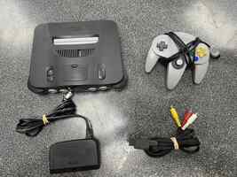 Nintendo 64 Console (1996 Model) - nus-001(usa)