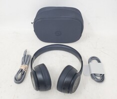 Beats By Dr. Dre Solo 4 -  A3140 Wireless Bluetooth Headphones w/ Case & Cords
