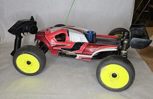 Team Losi 1/8 Nitro 8IGHT 4WD RTR RC Car Buggy with Spektrum Remote