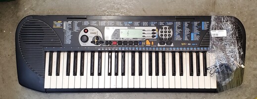Yamaha PSR-79 Portable Keyboard w/ Power Adapter