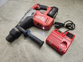 Milwaukee 2717-20 - 18V Cordless 1-9/16" SDS-Max Rotary Hammer Battery & Charger