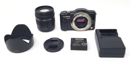 Panasonic LUMIX DMC-GF3 Mirrorless Camera Kit w/ 14-42mm Lens