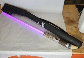Star Wars Savis Workshop Rancor Tooth Purple 31" Blade Light Saber Lightsaber
