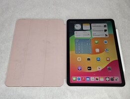 Apple A2902 M2 Chip 128GB iPad Air 11 Inch Wi-Fi Only w/ Folio & Pencil