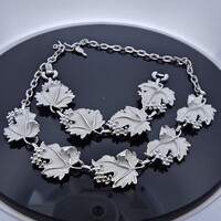 Sarah Coventry White Enamel Leaf Costume Jewelry Necklace Bracelet Set