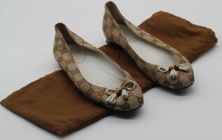 Gucci Beige Guccissima Canvas Bamboo Bow Tassel Ballet Flats (Size 35½)