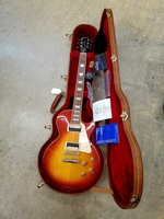 2017 Gibson Les Paul Classic Heritage Cherry Sunburst 