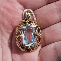14K Yellow Gold 9.10CT Emerald Cut Aquamarine Pendant Charm 8 Grams 1.25 x 1 In