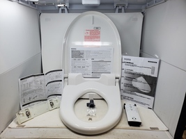 Toto Washlet Bidet Elongated Seat - SW2024 # 01 in Box w/ Accessories & Manual