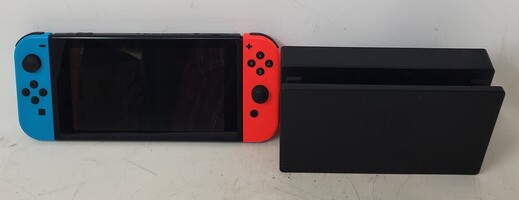 Nintendo Switch HAC-001 w/ Dock & Joycons - SOLD AS IS
