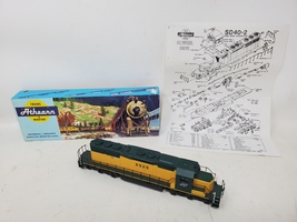 Athearn Chicago North Western SD40-2 Powered Locomotive # 6929 HO Scale In Box