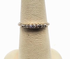 14K White Gold Diamond Wedding Band Ring .06TCW 1.8 Grams Size 6