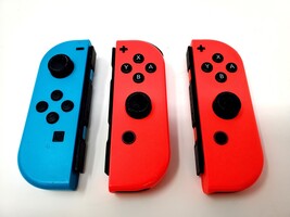 Lot of 3 Nintendo Switch Joycons - For Parts or Repair Blue / Orange
