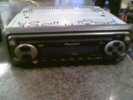 Pioneer DEH-1400 CD Receiver