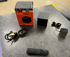 Amazon Fire TV Cube w/ Alexa 1st Generation Model EX69VW w/ Remote + Power Cord