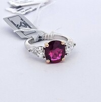 18K White Gold (2.90CT Ruby) & Pear 1CT Diamond Cluster Ring 4.7 Grams Size 6.5 