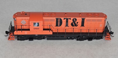 Walthers Mainline DT&I 980 Train Locomotive Car 910-24083