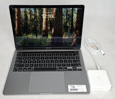 Apple A2338 MacBook Pro 2022 256GB SSD M2 Chip 8GB Sequoia OS 