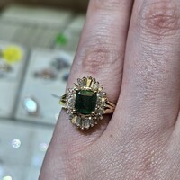  14K Yellow Gold Diamond Natural Emerald Halo Cluster Ring 4.2 Grams Size 5.25 