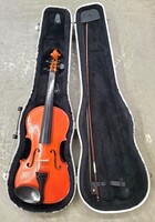 Cremona Fecit Anno Domini 19 Violin w/ Bow & Case