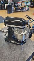 KitchenAid Classic Series 4.5 Quart Tilt-Head Stand Mixer K45SS with 3 Attachmen