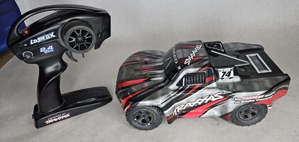 Traxxas S Creed 74 SST Red Gray White RC Car w Remote
