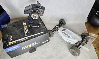 Team Losi Racing 22DC 5.0 Roller RC Car with Spektrum Controller 