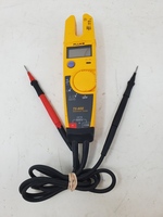 Fluke T5-600 Multimeter with Probe Test Leads & Digital Display