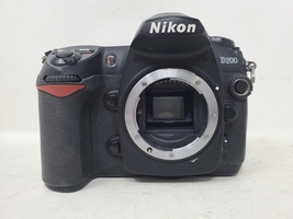 Nikon D200 10.2MP Digital SLR Camera Body w/ Charger & Battery