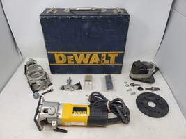 DeWALT DW673 Trim Router Kit - 120V AC/5.6A/30000RMP Double Insulated w/ Case 