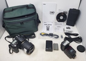 Nikon D90 12.3MP SLR Camera Kit w/ AF-S Nikkor Lens & Speedlight SB-600 Flash